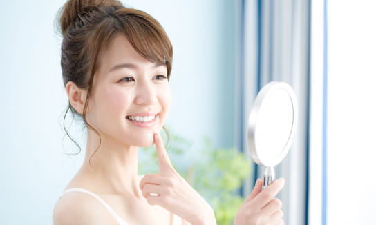 ⽩い⻭にする治療実績が豊富だからこそ満⾜度が⾼い